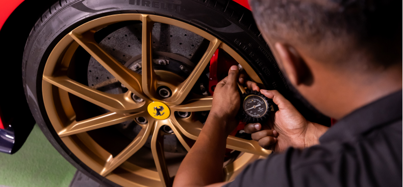 tire mounting cradle dubai